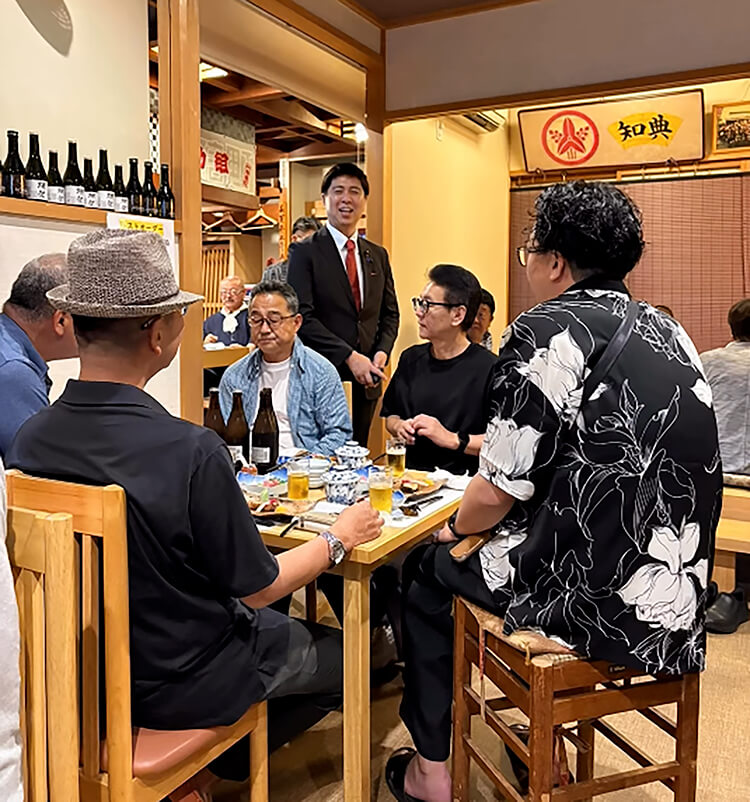 阿弥陀組 凧揚会 襷脱ぎの様子01